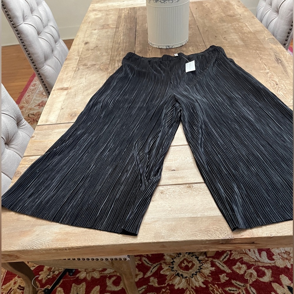 BCGB Women’s Pants size L